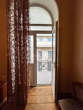 Kirayə verilir obyekt 200 m²