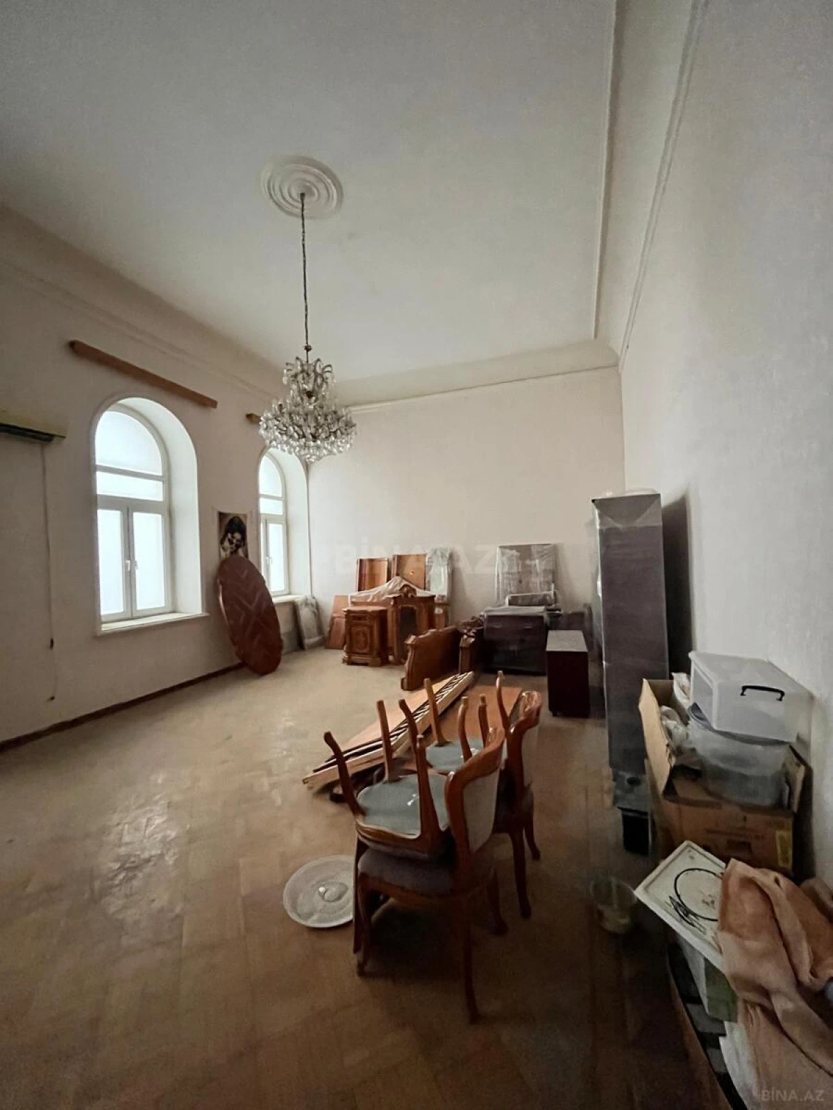 Kirayə verilir obyekt 200 m²