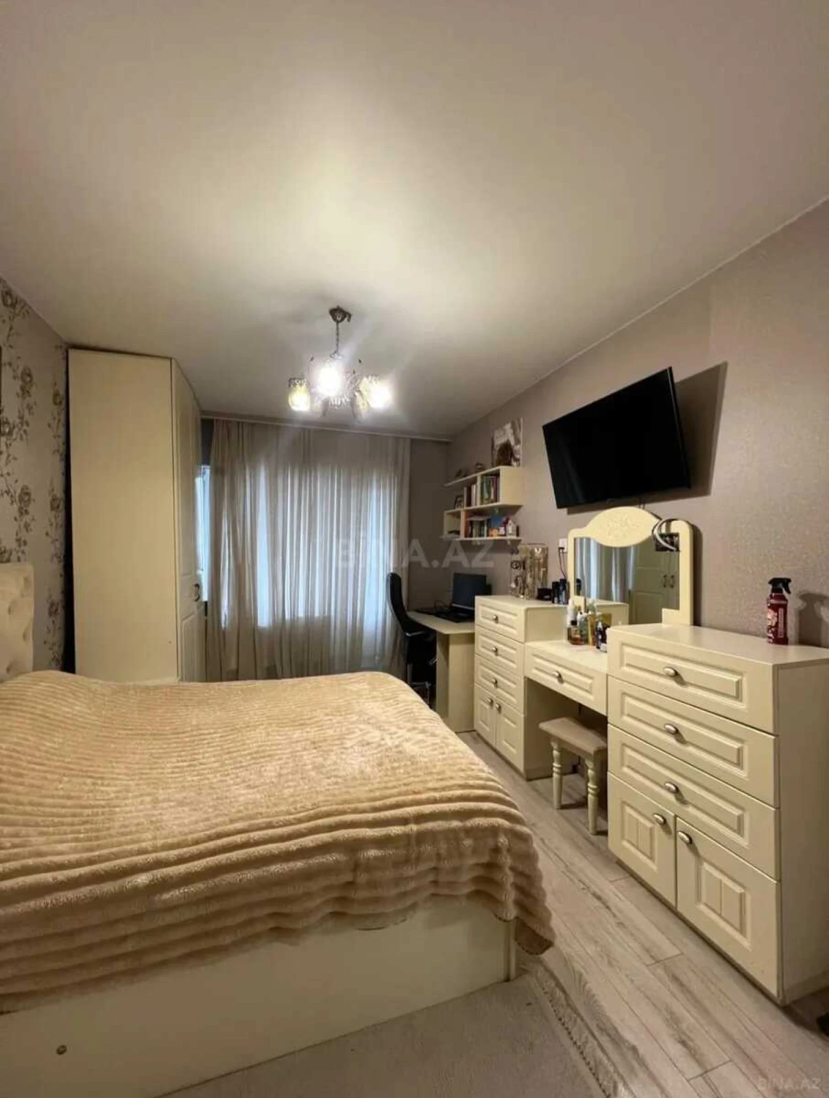 Satılır 3 otaqlı mənzil 90 m²