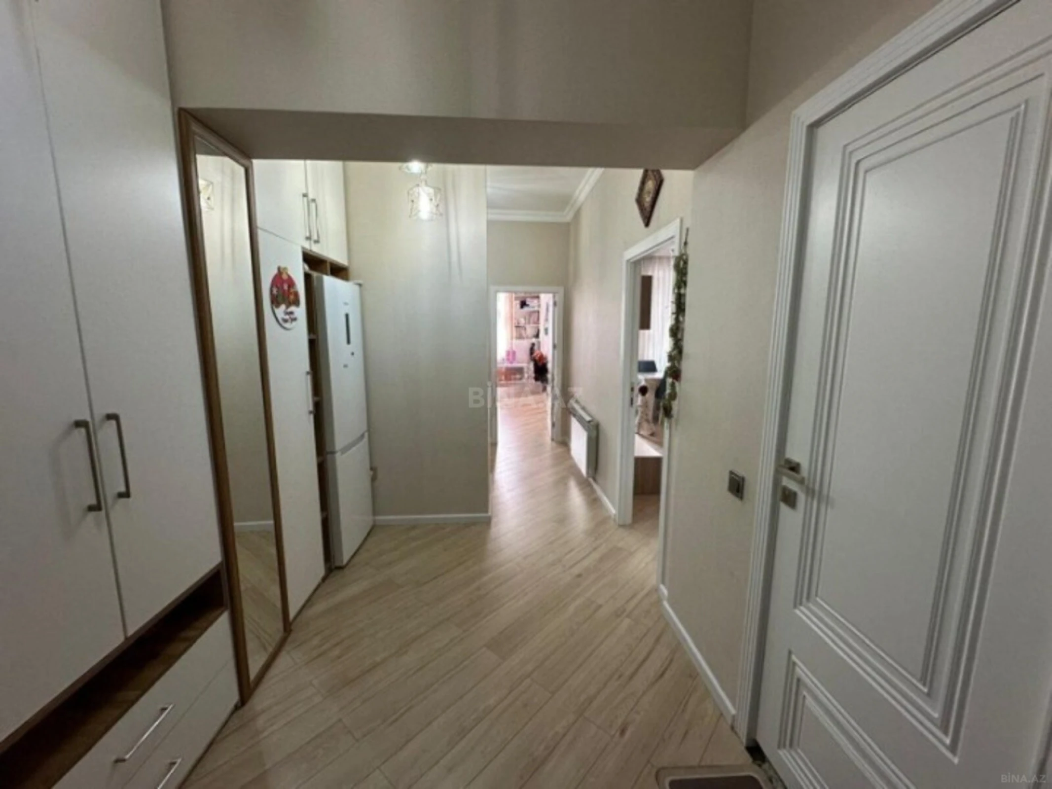 Satılır 2 otaqlı mənzil 65 m²