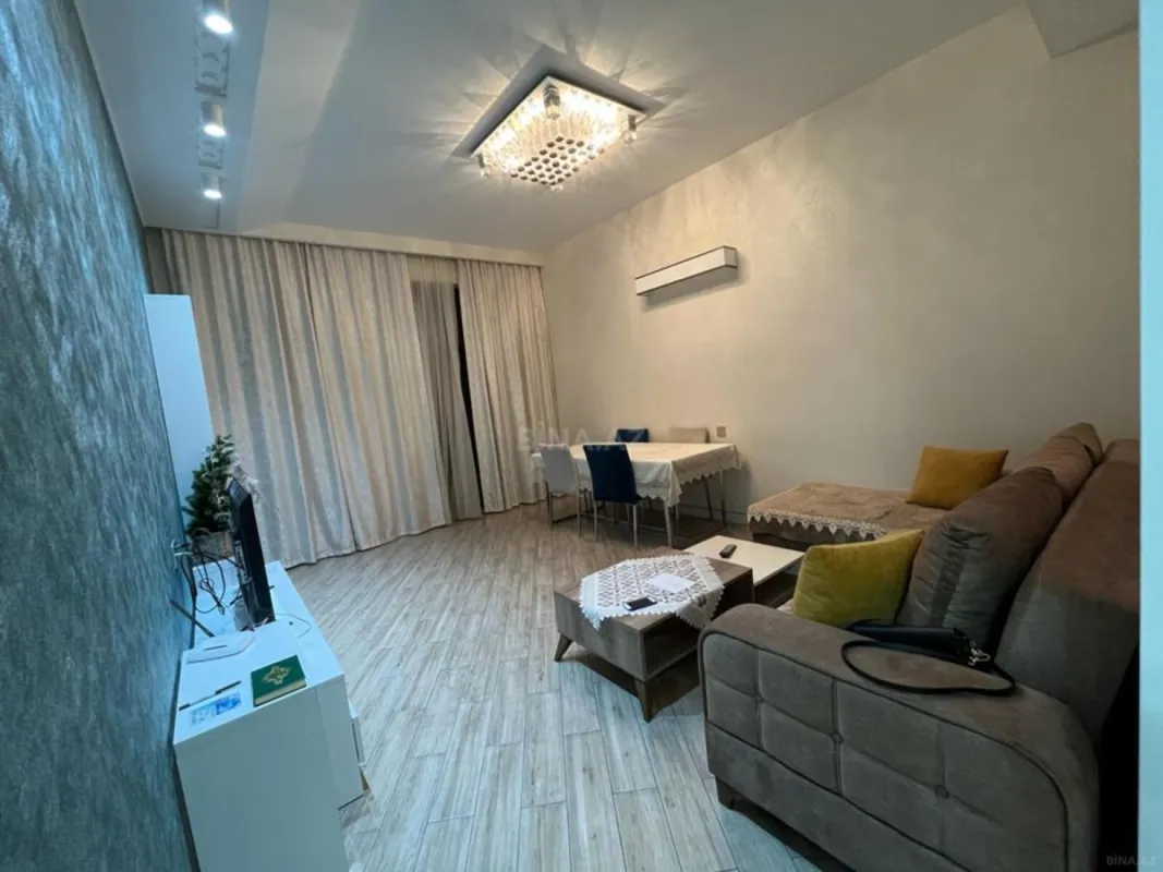 Kirayə verilir 2 otaqlı mənzil 103 m²