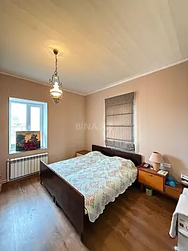 Satılır 5 otaqlı həyət evi 250 m²