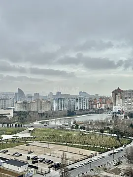 Satılır 4 otaqlı mənzil 141 m² — Bakı, İnşaatçılar 4 otaq 141.00 m²