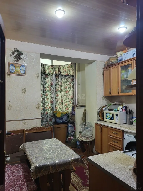 Satılır 4 otaqlı mənzil 80 m²