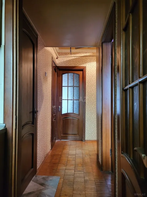 Satılır 4 otaqlı mənzil 80 m²