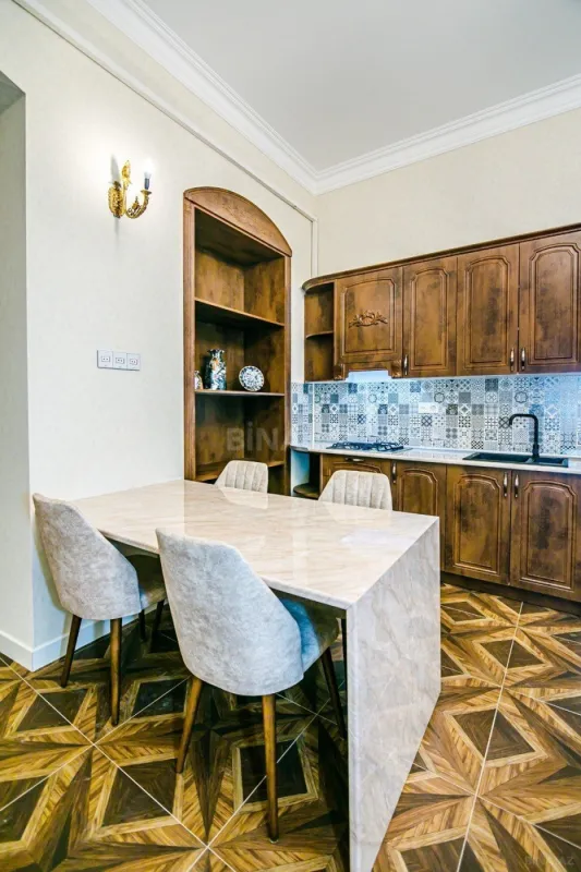 Satılır 2 otaqlı mənzil 68.8 m²