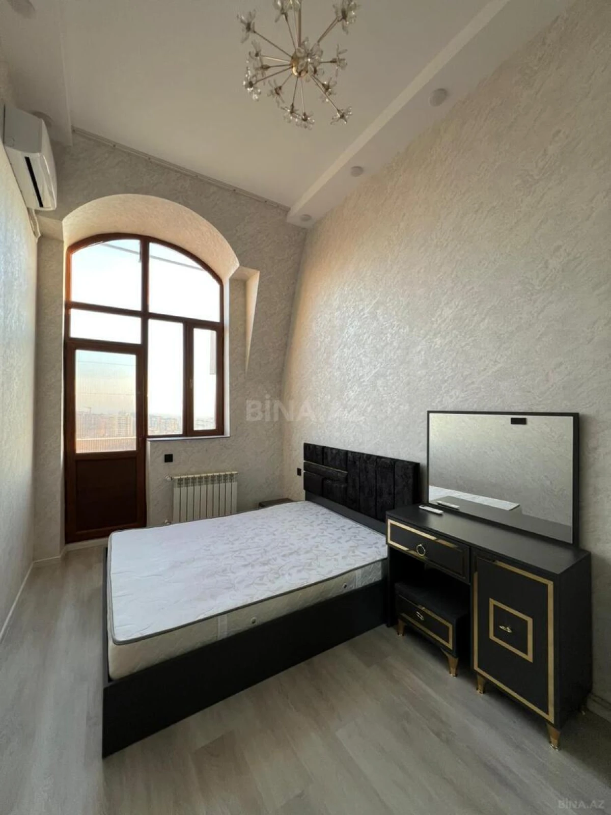 Satılır 2 otaqlı mənzil 50 m²