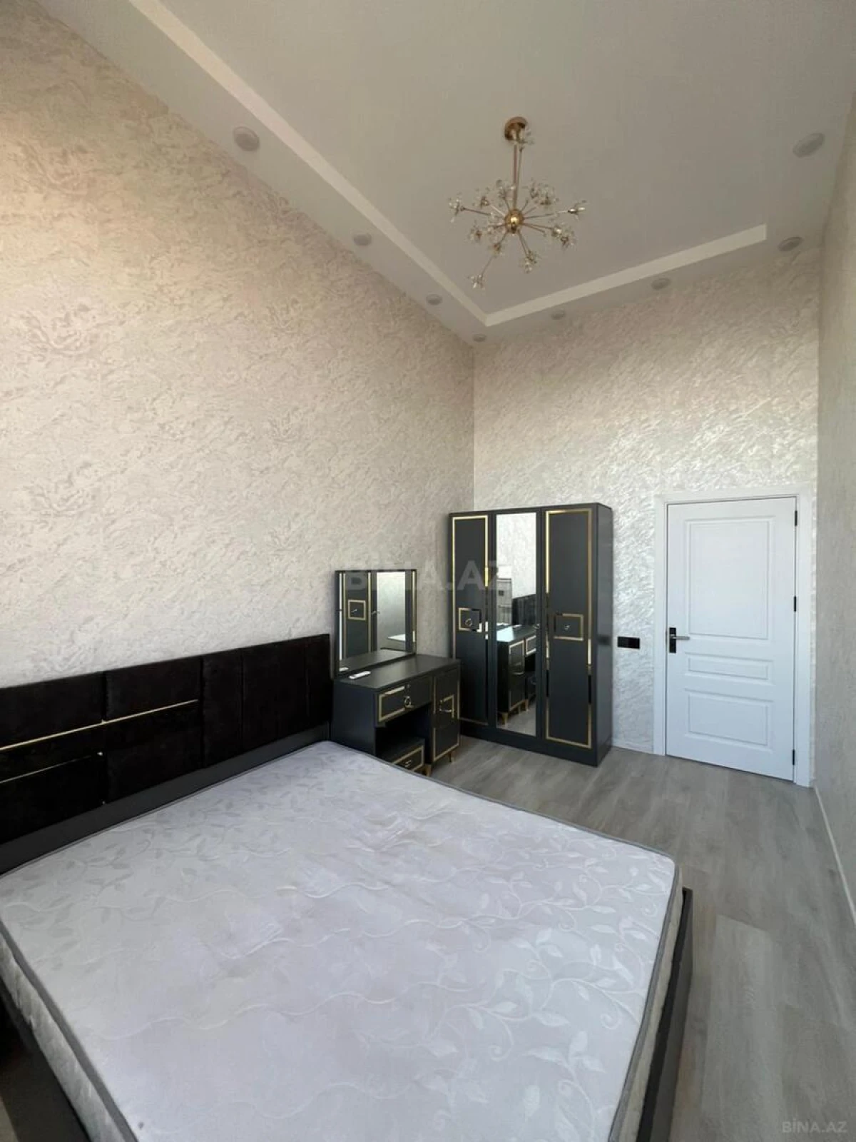 Satılır 2 otaqlı mənzil 50 m²