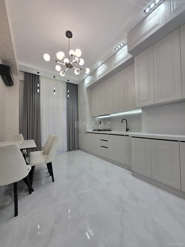 Satılır 3 otaqlı mənzil 101 m²