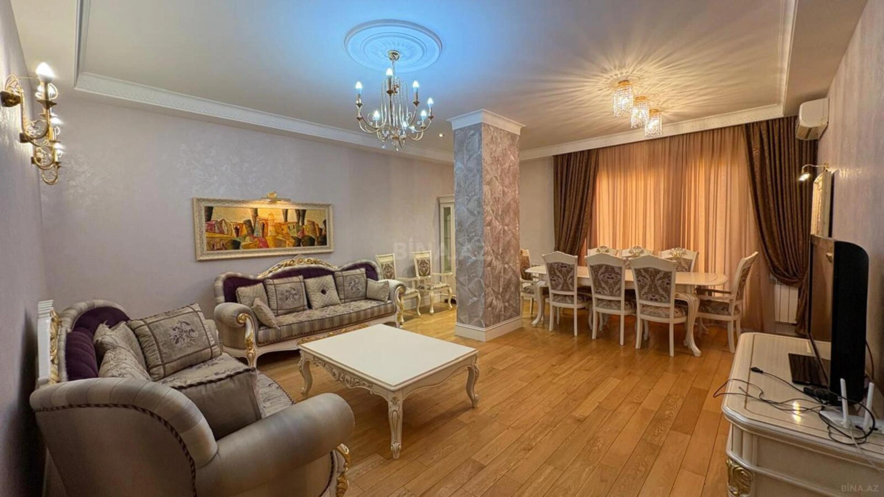 Satılır 4 otaqlı mənzil 200 m²
