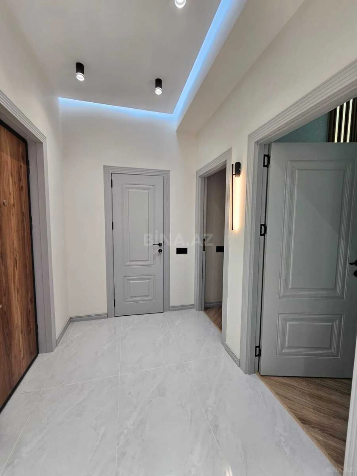 Satılır 2 otaqlı mənzil 55 m²