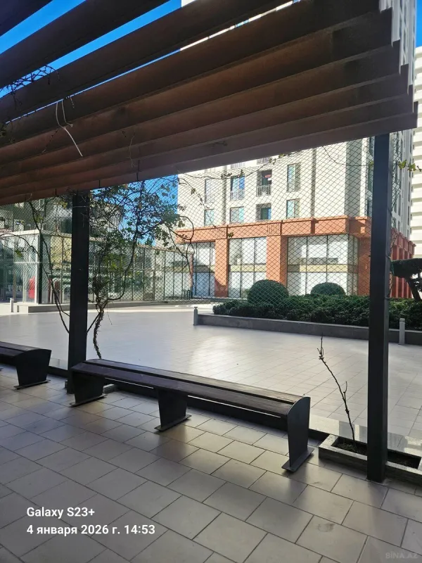 Satılır 5 otaqlı mənzil 288 m²