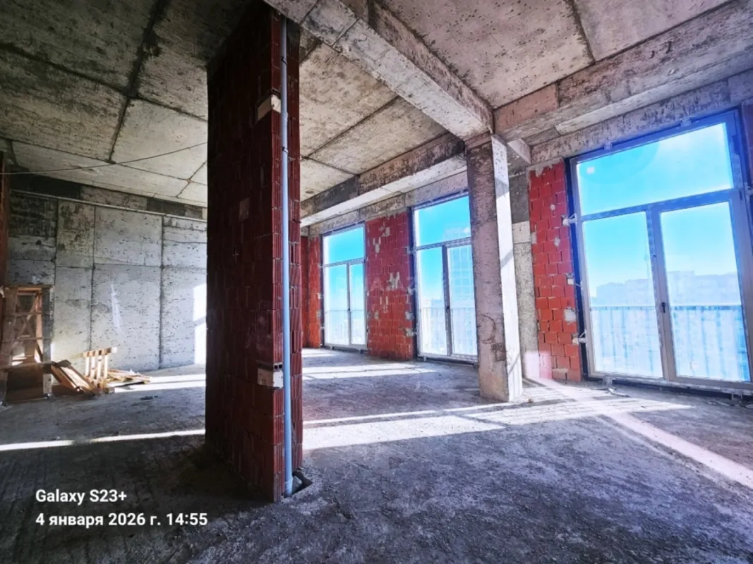 Satılır 5 otaqlı mənzil 288 m²