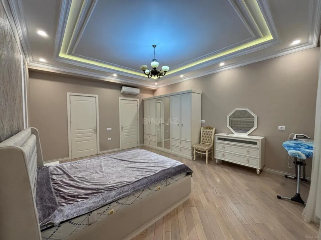 Kirayə verilir 3 otaqlı mənzil 140 m²