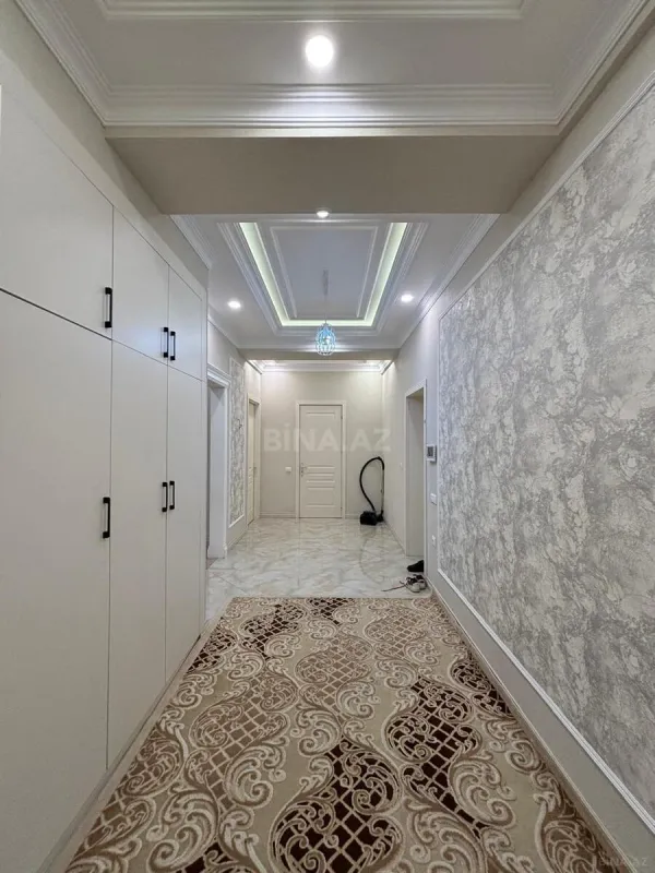 Kirayə verilir 3 otaqlı mənzil 140 m²