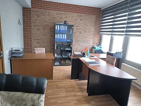 Kirayə verilir 1 otaqlı ofis 24 m² — Bakı, Şəhər mərkəzi 1 otaq 24.00 m²