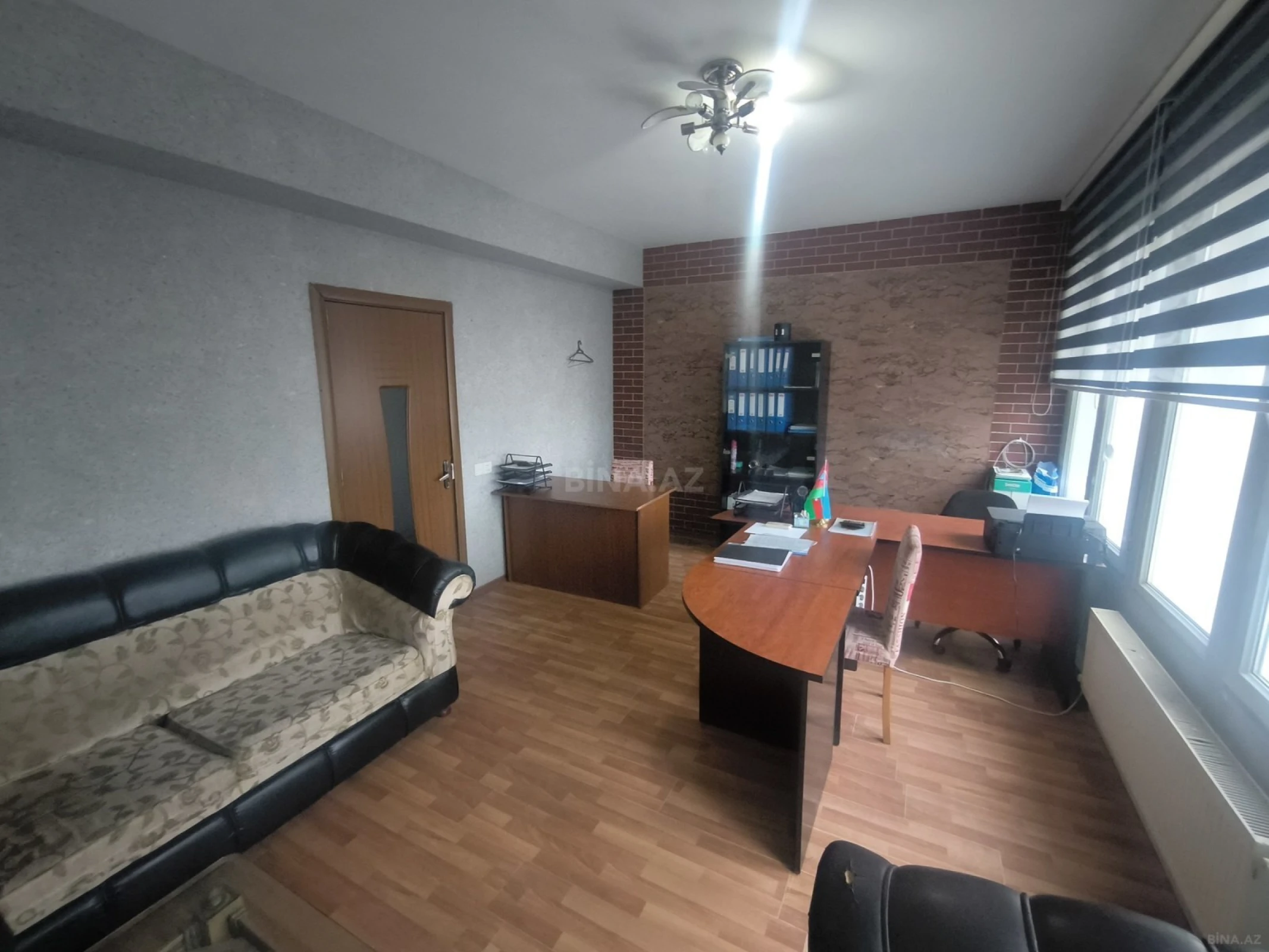 Kirayə verilir 1 otaqlı ofis 24 m²