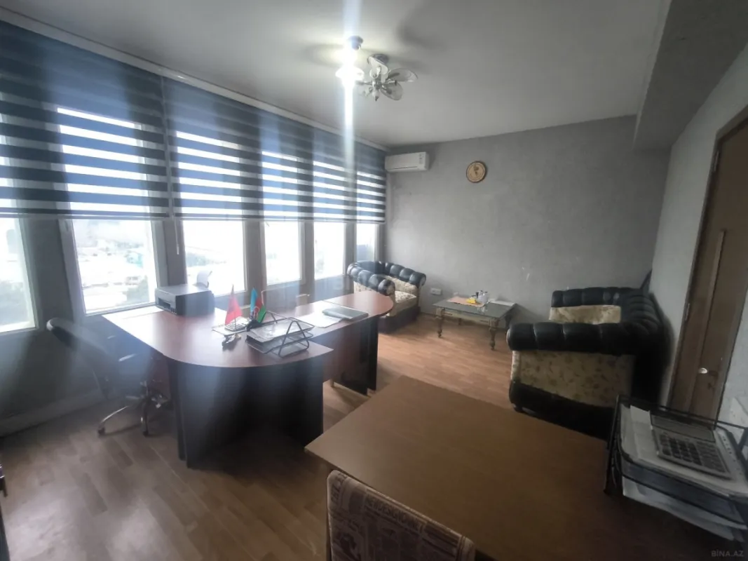 Kirayə verilir 1 otaqlı ofis 24 m²