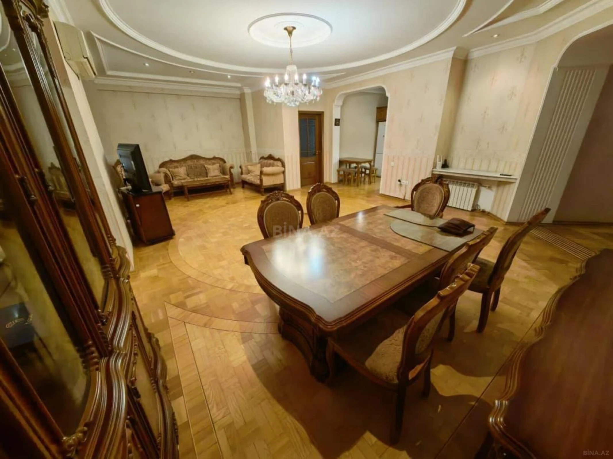 Kirayə verilir 3 otaqlı mənzil 120 m²