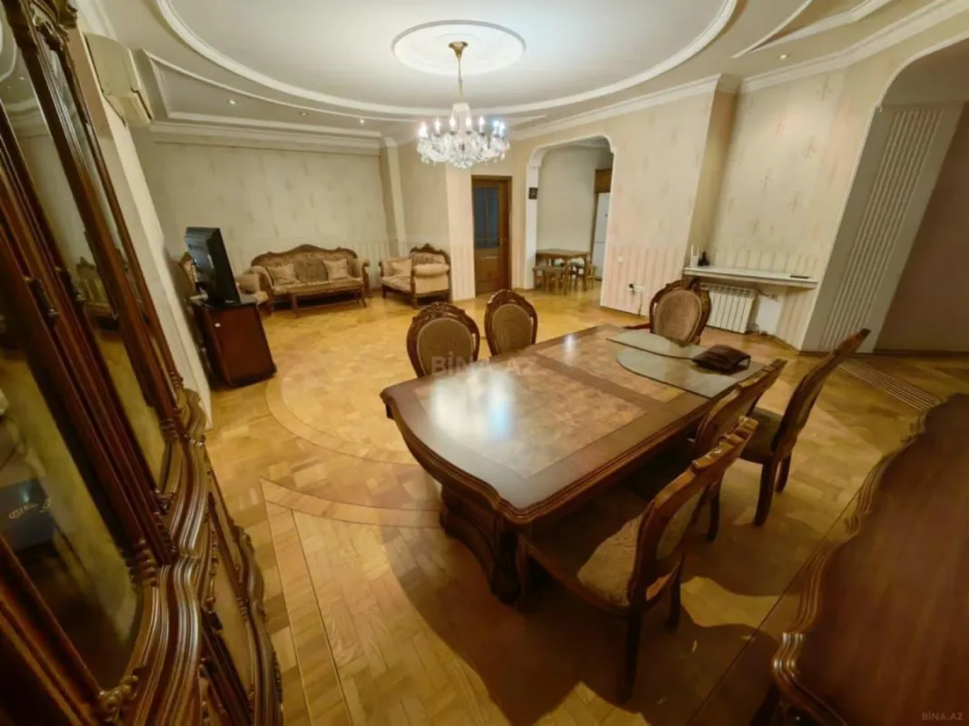 Kirayə verilir 3 otaqlı mənzil 120 m²