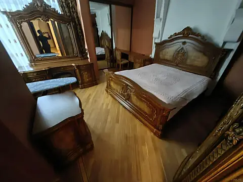 Kirayə verilir 3 otaqlı mənzil 120 m²