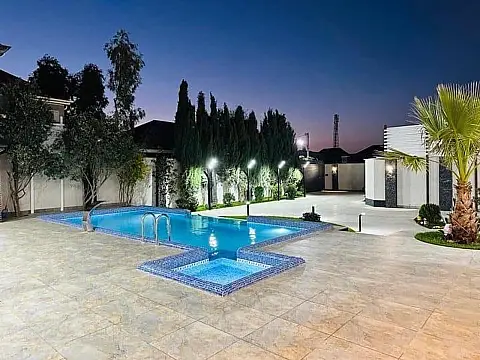 Kirayə verilir 5 otaqlı həyət evi 320 m²