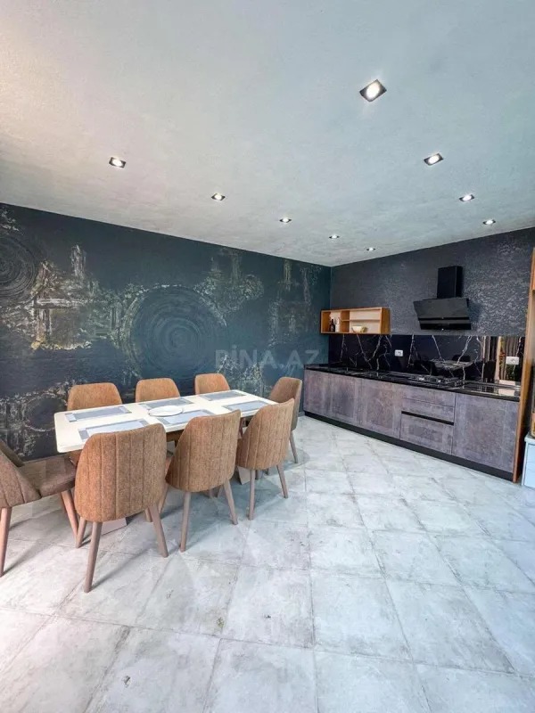 Kirayə verilir 5 otaqlı həyət evi 320 m²