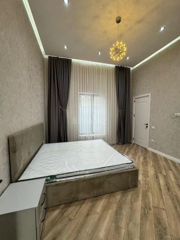 Kirayə verilir 5 otaqlı həyət evi 320 m²