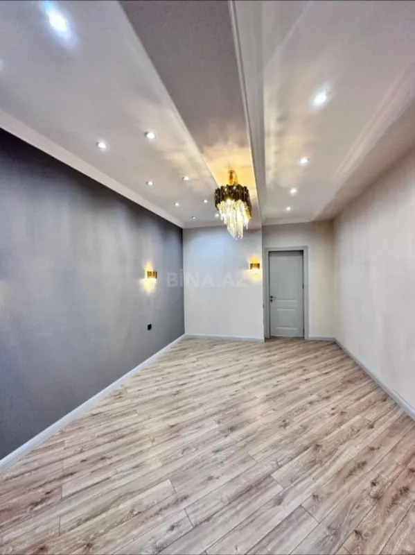 Satılır 2 otaqlı mənzil 95 m²