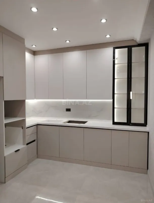 Satılır 2 otaqlı mənzil 95 m²
