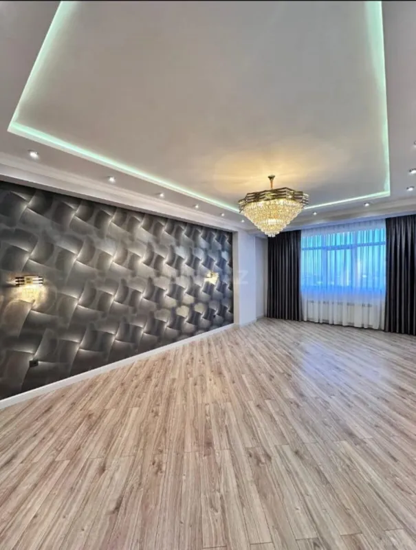 Satılır 2 otaqlı mənzil 95 m²
