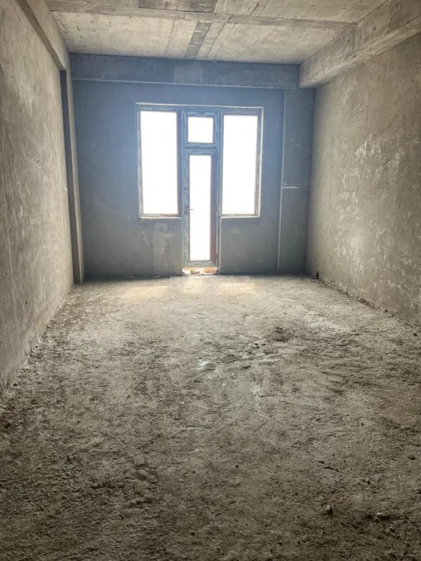 Satılır 3 otaqlı mənzil 113 m²