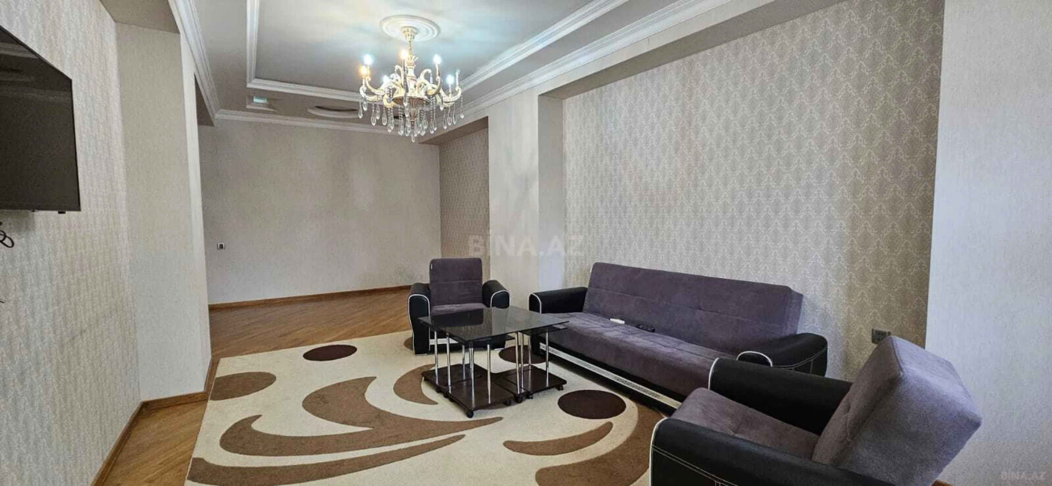 Satılır 3 otaqlı mənzil 163 m²