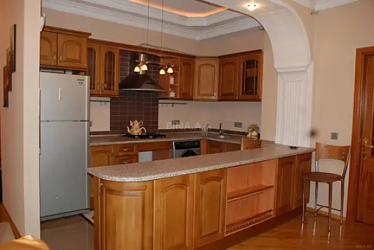 Satılır 2 otaqlı mənzil 90 m²