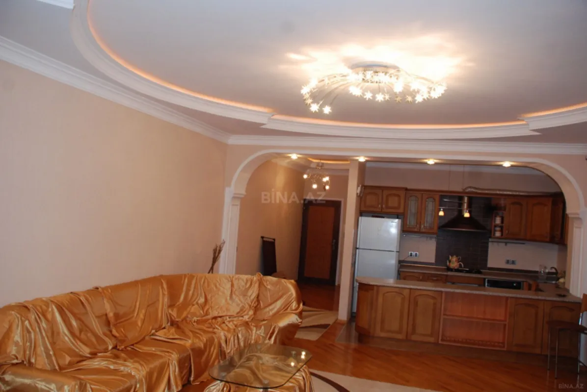 Satılır 2 otaqlı mənzil 90 m²