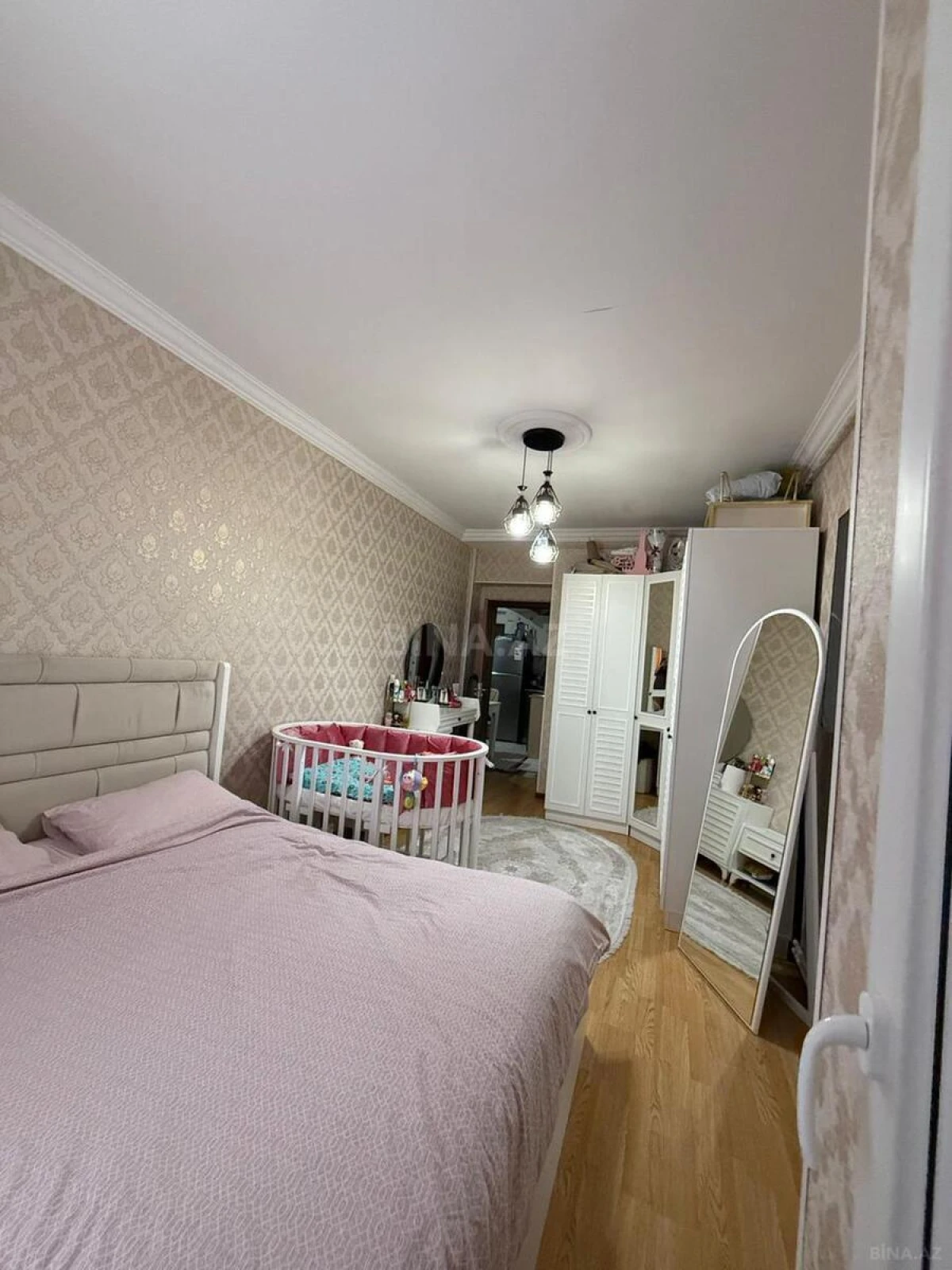 Satılır 2 otaqlı mənzil 60 m²