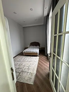 Satılır 6 otaqlı həyət evi 260 m²