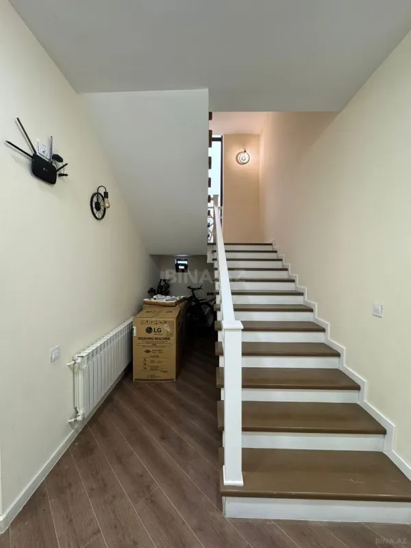 Satılır 6 otaqlı həyət evi 260 m²