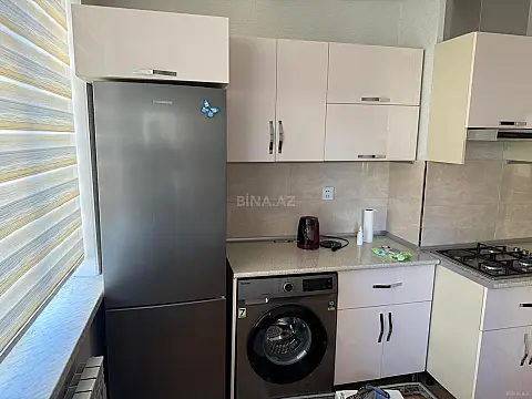 Satılır 2 otaqlı mənzil 81 m²