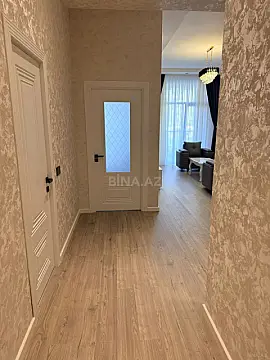 Kirayə verilir 2 otaqlı mənzil 72 m²