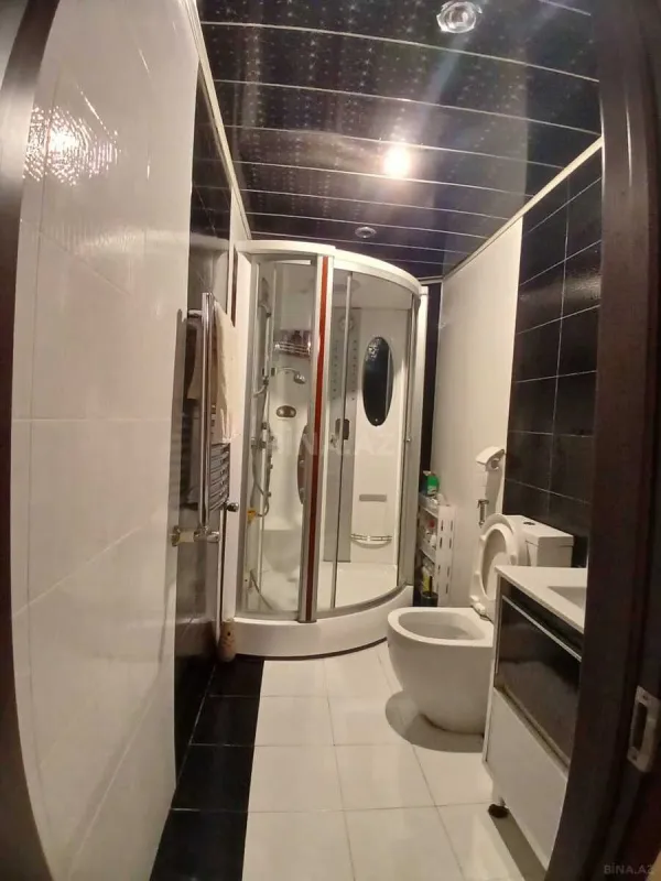 Satılır 4 otaqlı mənzil 120 m²