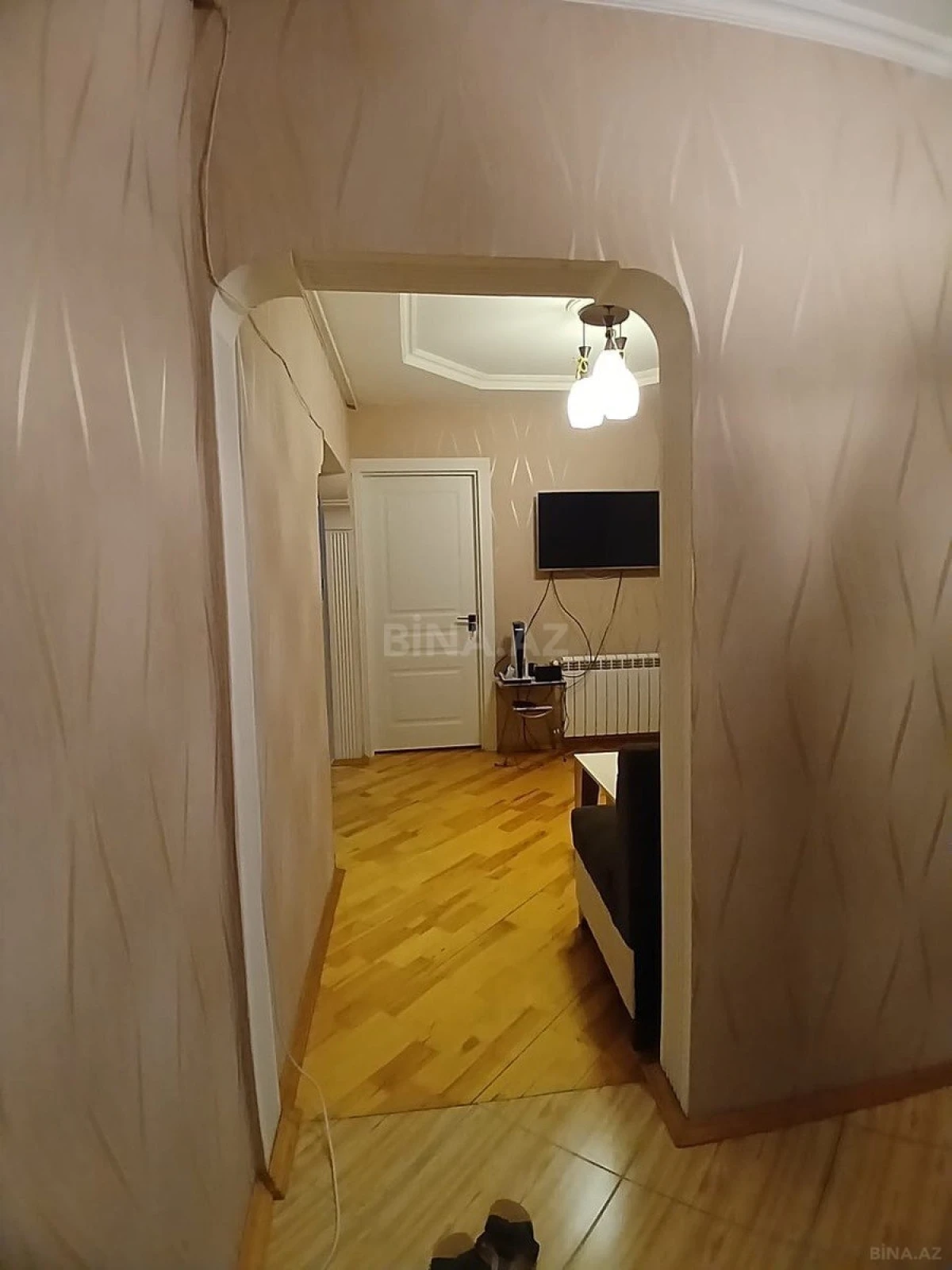 Satılır 4 otaqlı mənzil 120 m²