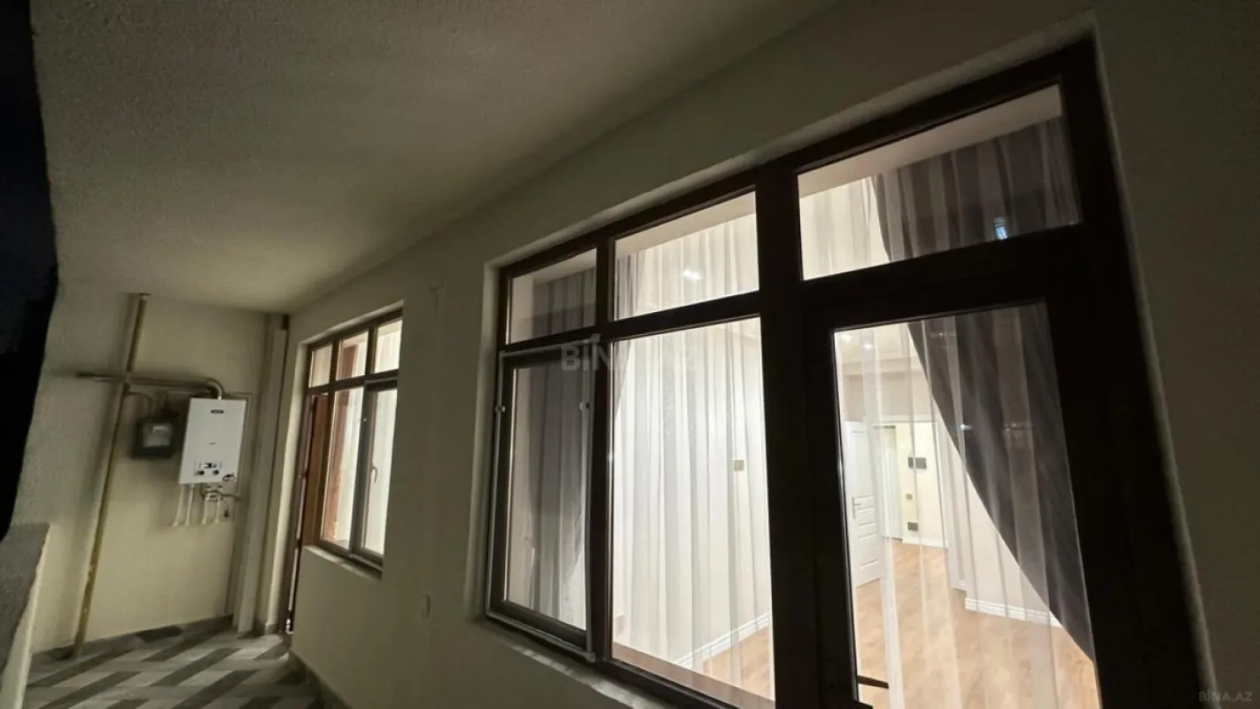 Satılır 2 otaqlı mənzil 70 m²