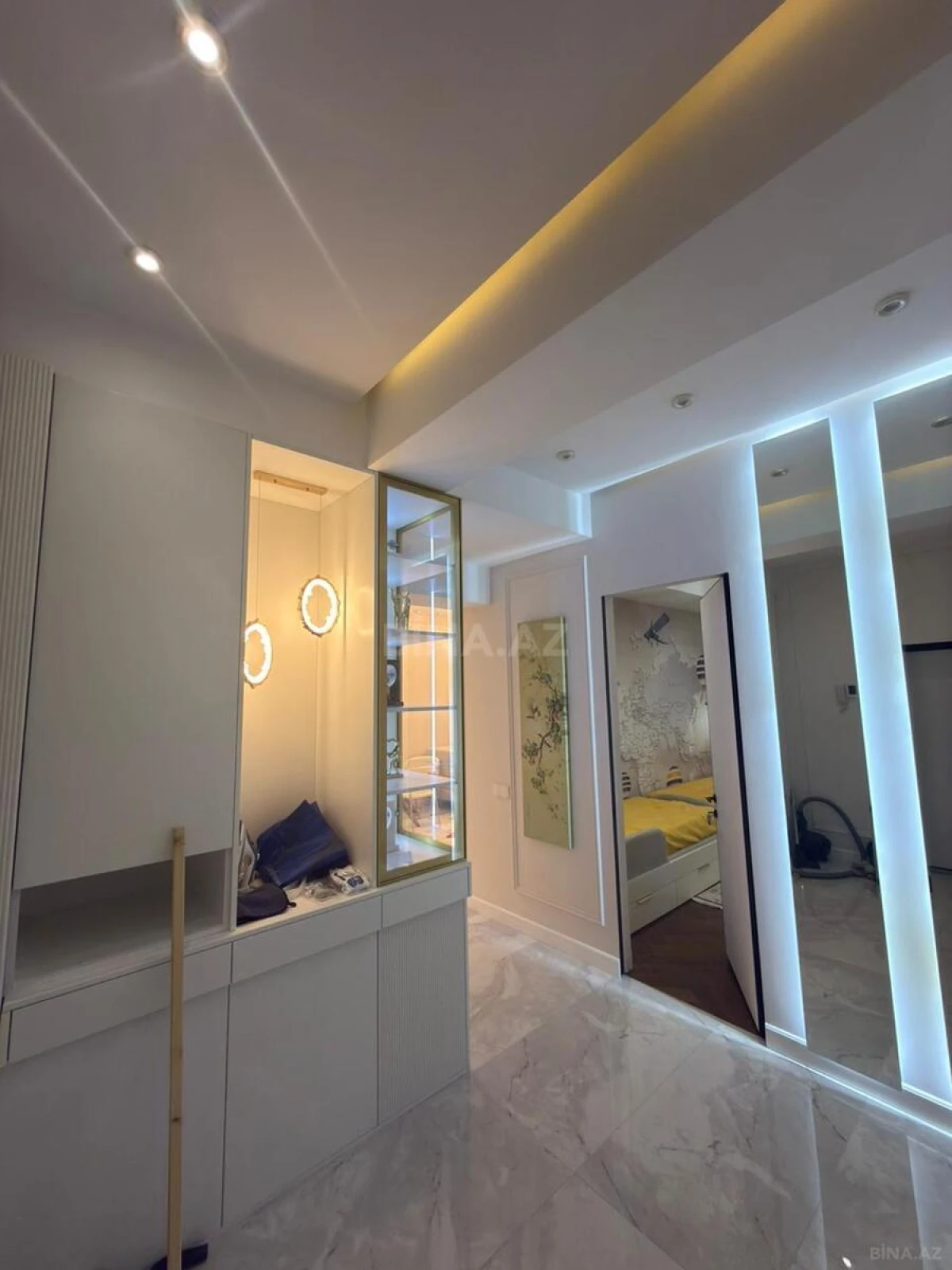 Kirayə verilir 3 otaqlı mənzil 100 m²
