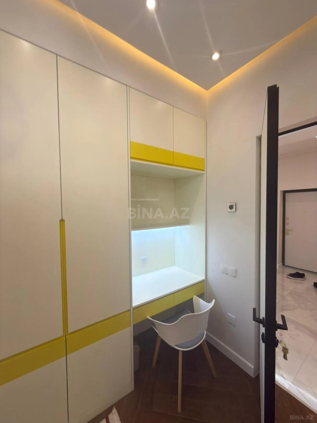 Kirayə verilir 3 otaqlı mənzil 100 m²