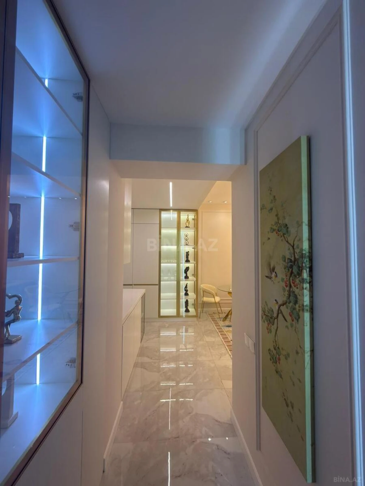 Kirayə verilir 3 otaqlı mənzil 100 m²