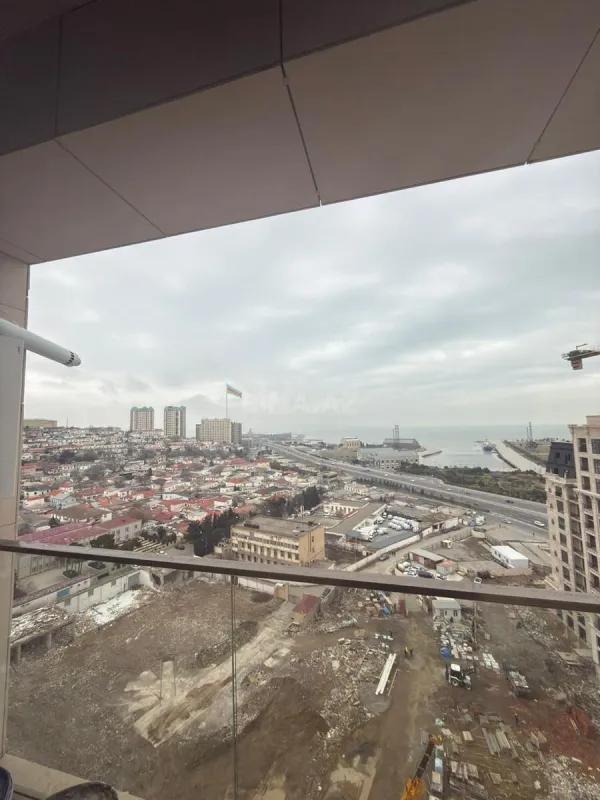 Kirayə verilir 3 otaqlı mənzil 100 m²