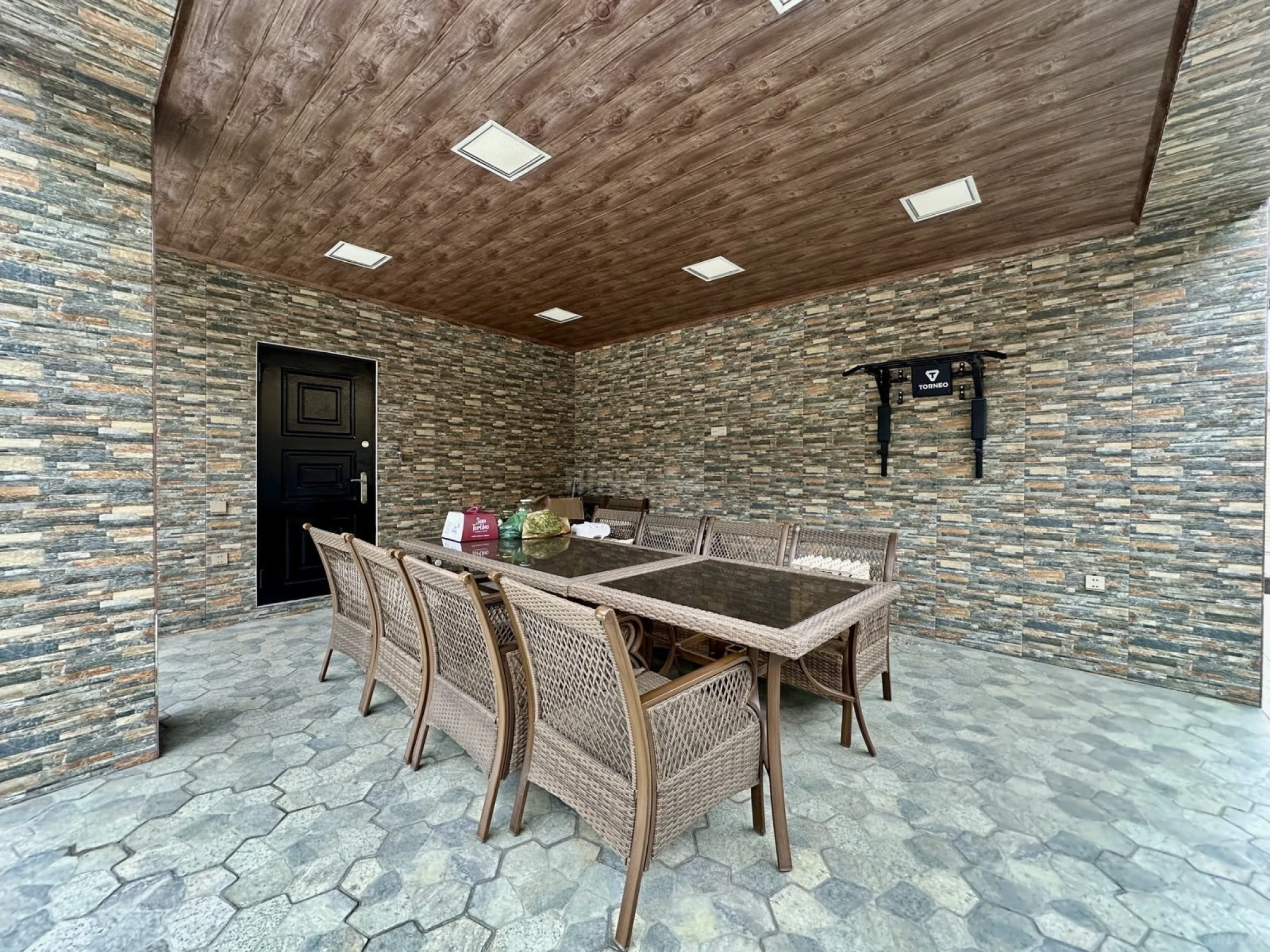 Satılır 5 otaqlı həyət evi 300 m²