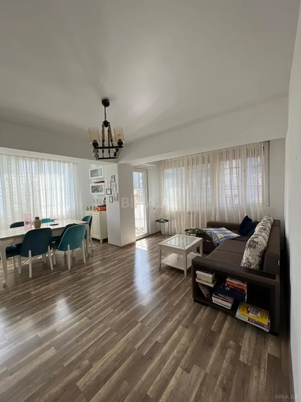 Satılır 3 otaqlı mənzil 90 m²