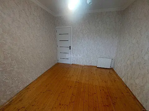 Satılır 3 otaqlı mənzil 65 m² — Bakı, Həzi Aslanov qəs. 3 otaq 65.00 m²